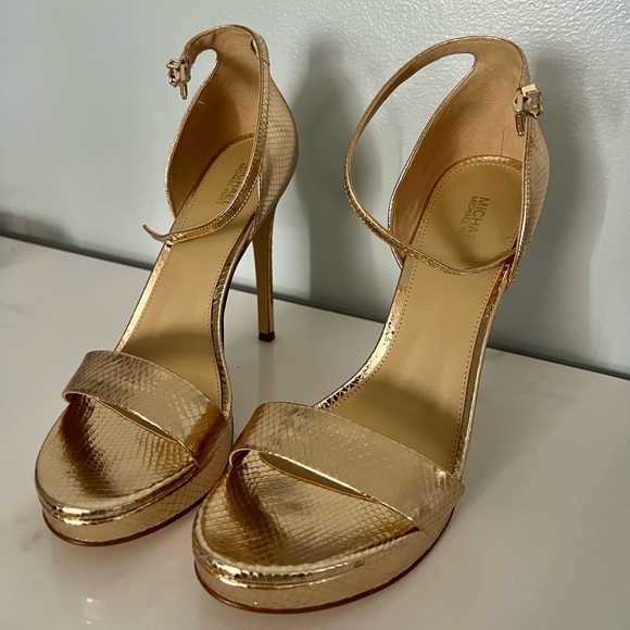 MICHAEL KORS JORDYN PLATFORM HEELS 9.5 👑 - Picture 6 of 11